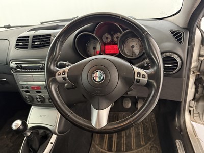Lot 37 - 2007 Alfa Romeo GT JTDM - NO RESERVE