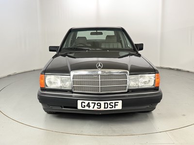 Lot 36 - 1989 Mercedes-Benz 190E