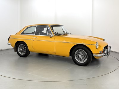 Lot 52 - 1971 MG BGT
