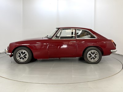 Lot 157 - 1973 MG BGT