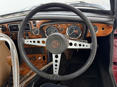 Lot 157 - 1973 MG BGT
