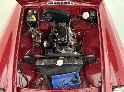Lot 157 - 1973 MG BGT