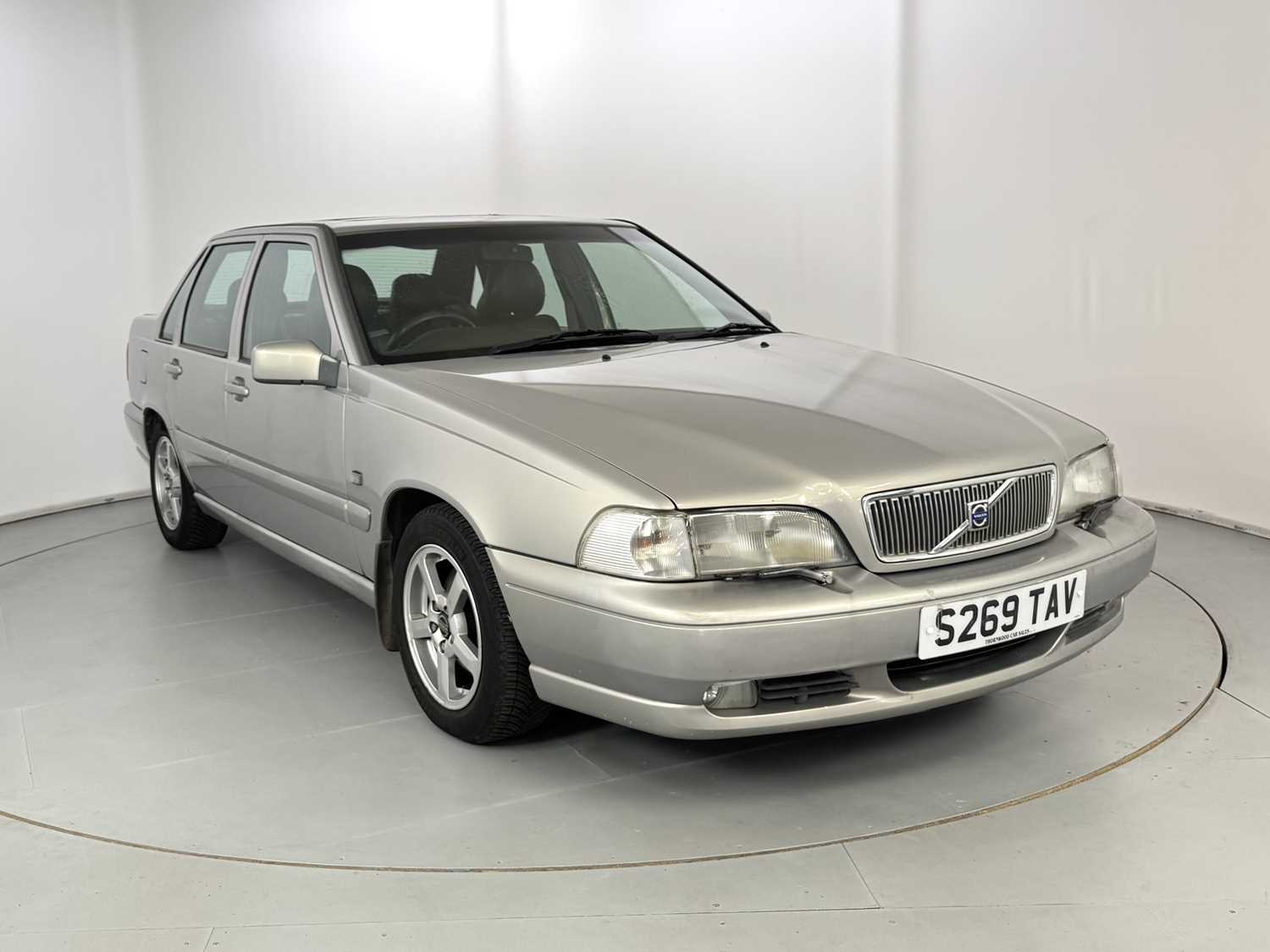 Lot 128 - 1998 Volvo S70 SE