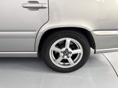 Lot 128 - 1998 Volvo S70 SE