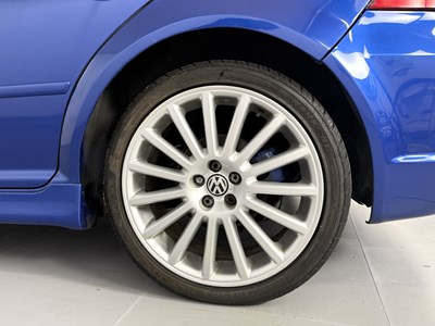 Lot 137 - 2004 Volkswagen Golf R32 - NO RESERVE