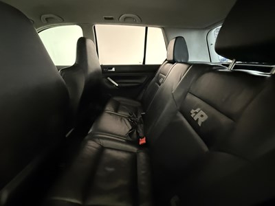 Lot 137 - 2004 Volkswagen Golf R32 - NO RESERVE