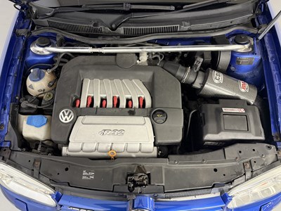 Lot 137 - 2004 Volkswagen Golf R32 - NO RESERVE