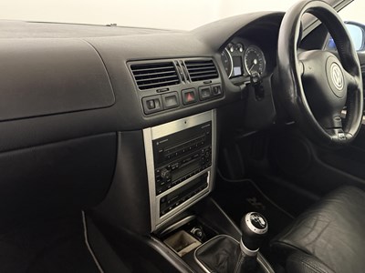 Lot 137 - 2004 Volkswagen Golf R32 - NO RESERVE