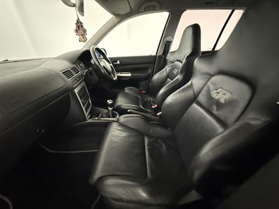 Lot 137 - 2004 Volkswagen Golf R32 - NO RESERVE