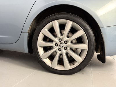 Lot 63 - 2009 Jaguar XF