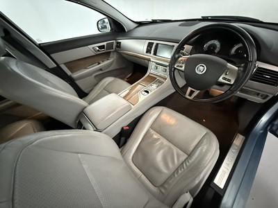 Lot 63 - 2009 Jaguar XF