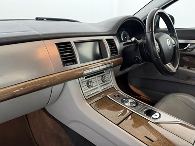 Lot 63 - 2009 Jaguar XF