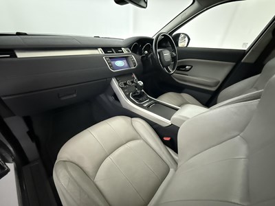 Lot 140 - 2016 Range Rover Evoque