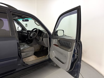 Lot 55 - 2001 Toyota Land Cruiser Amazon