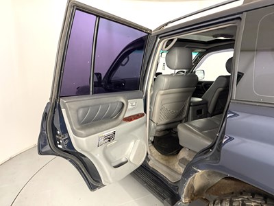 Lot 55 - 2001 Toyota Land Cruiser Amazon