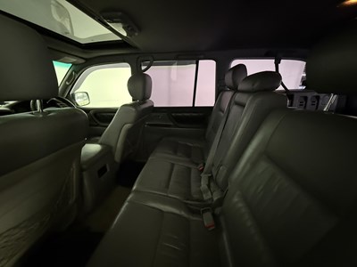 Lot 55 - 2001 Toyota Land Cruiser Amazon