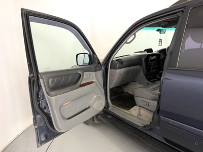 Lot 55 - 2001 Toyota Land Cruiser Amazon