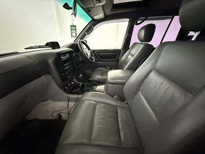 Lot 55 - 2001 Toyota Land Cruiser Amazon
