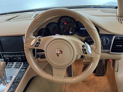 Lot 93 - 2015 Porsche Panamera