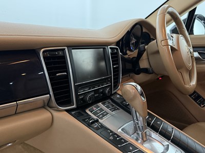 Lot 93 - 2015 Porsche Panamera