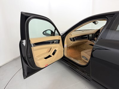 Lot 93 - 2015 Porsche Panamera