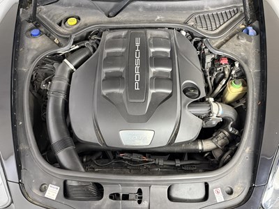 Lot 93 - 2015 Porsche Panamera