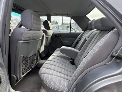 Lot 181 - 1991 Mercedes-Benz 190E - NO RESERVE