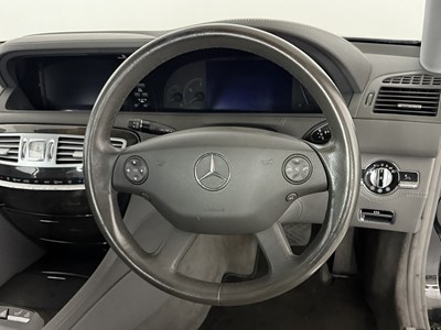 Lot 17 - 2007 Mercedes-Benz CL500