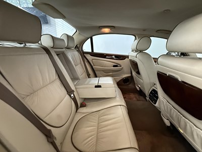 Lot 180 - 2006 Jaguar XJ8 Sovereign LWB