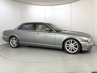 Lot 180 - 2006 Jaguar XJ8 Sovereign LWB