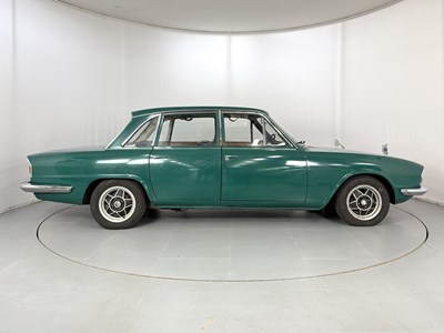 Lot 178 - 1973 Triumph 2000
