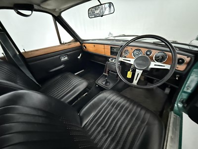 Lot 178 - 1973 Triumph 2000