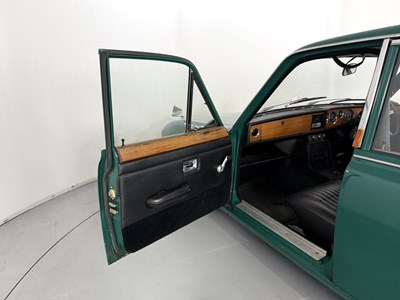 Lot 178 - 1973 Triumph 2000