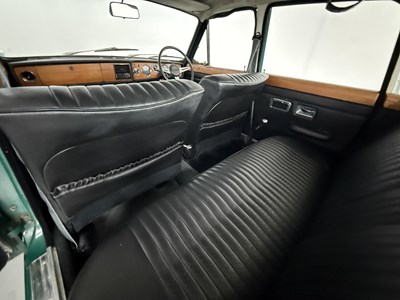 Lot 178 - 1973 Triumph 2000