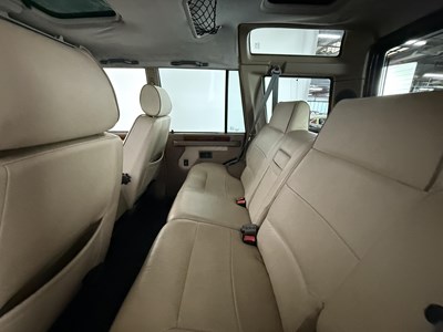 Lot 62 - 1998 Land Rover Discovery V8 LSE