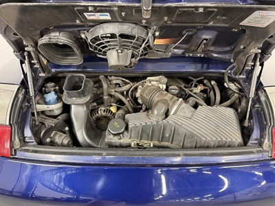 Lot 38 - 2002 Porsche 911 Carrera 4S