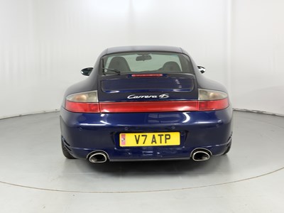 Lot 38 - 2002 Porsche 911 Carrera 4S