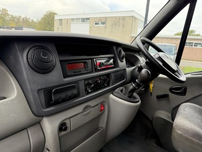 Lot 177 - 2004 Renault Master