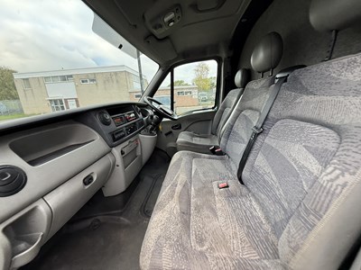 Lot 177 - 2004 Renault Master