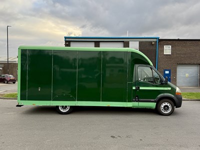 Lot 177 - 2004 Renault Master