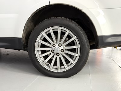 Lot 2012 Range Rover Sport