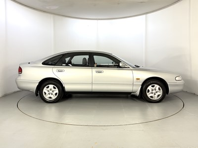Lot 1992 Mazda 626 GIX