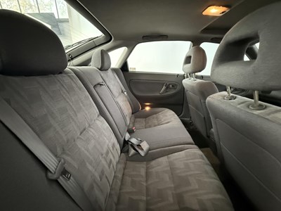 Lot 1992 Mazda 626 GIX