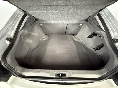 Lot 1992 Mazda 626 GIX