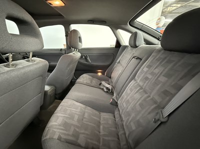 Lot 1992 Mazda 626 GIX