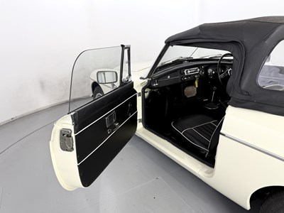 Lot 1969 MG C Roadster