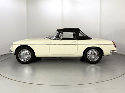 Lot 1969 MG C Roadster