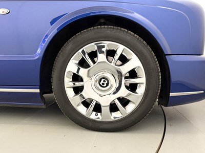 Lot 2006 Bentley Azure