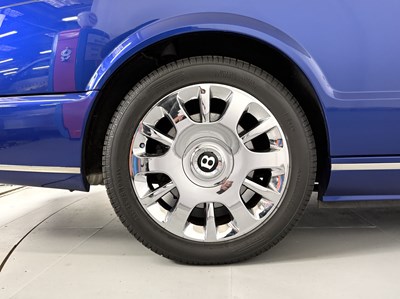 Lot 2006 Bentley Azure