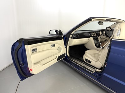 Lot 2006 Bentley Azure